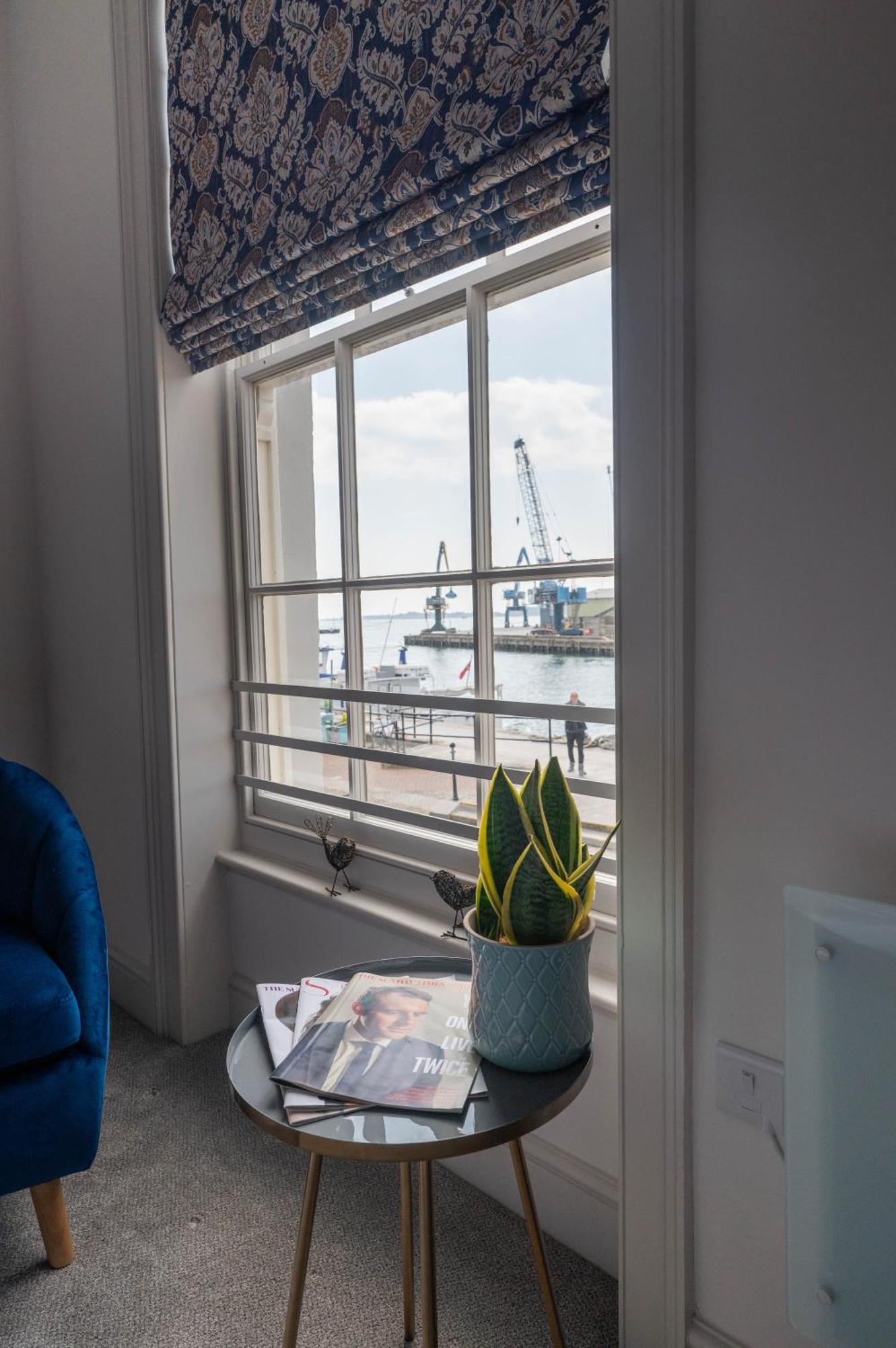 Apartamento The Old Custom House Poole Exterior foto