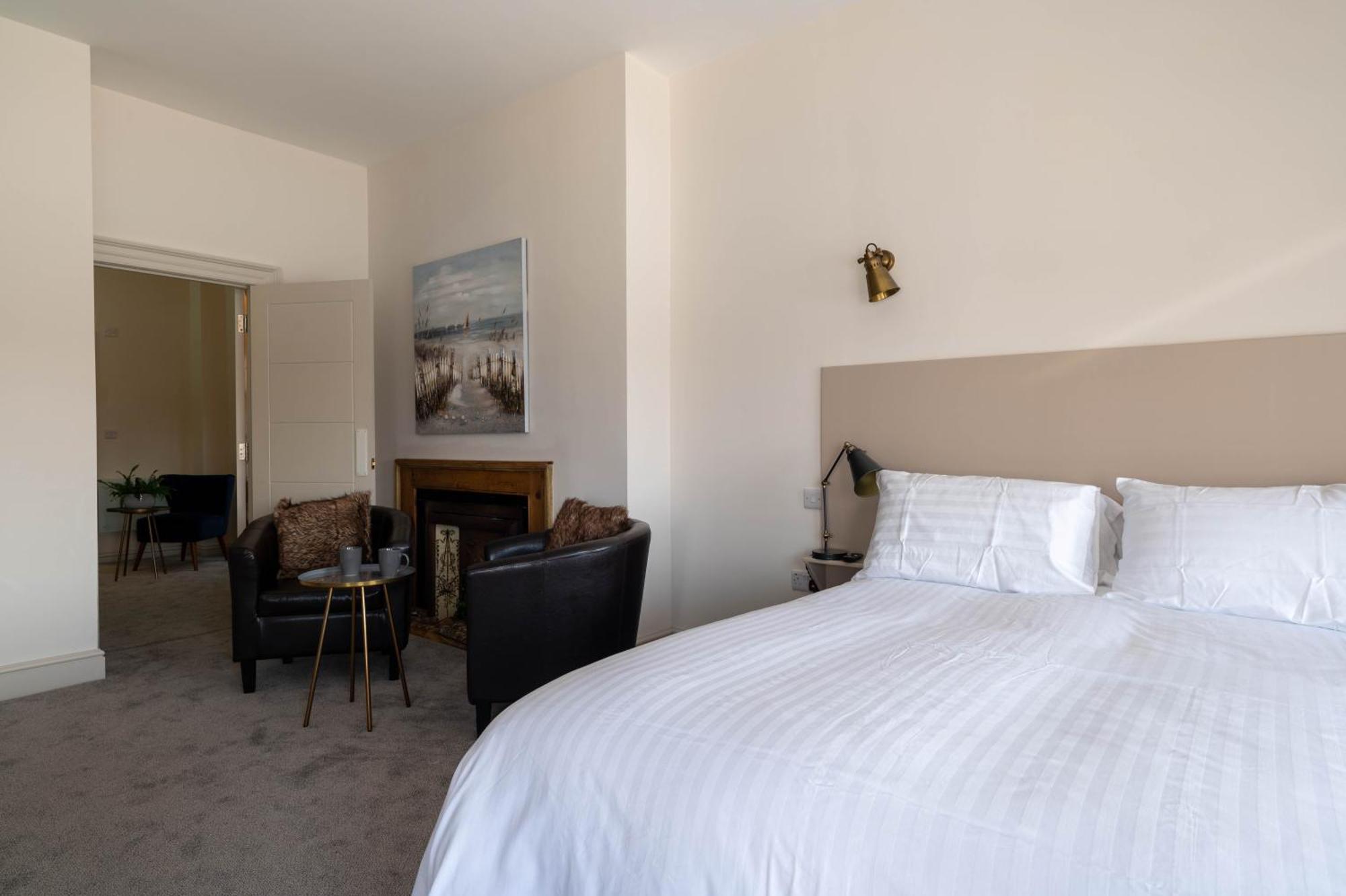 Apartamento The Old Custom House Poole Exterior foto
